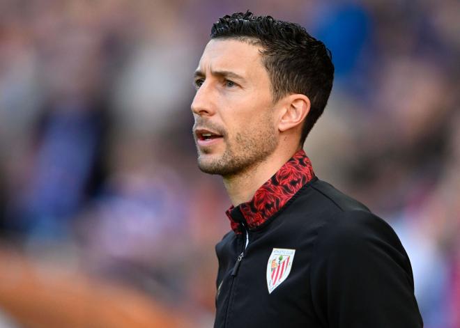 Óscar de Marcos, antes de un partido con el Athletic (Foto: Cordon Press).