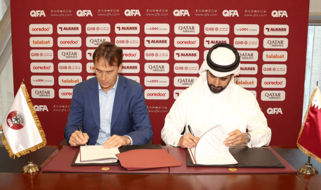Julen Lopetegui firma su contrato como seleccionador de Qatar (FOTO: @QFA).