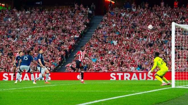 Iñaki Williams, ante el Manchester en San Mamés (Foto: Athletic Club).
