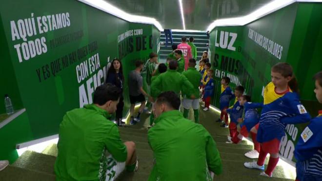 La imagen de Antony con Abde.