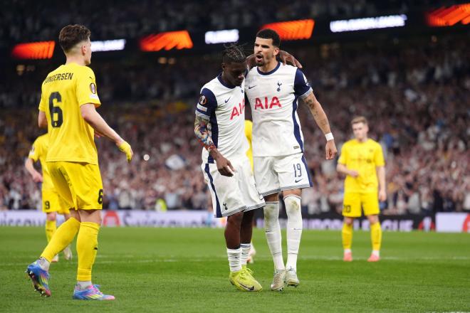 Dominic Solanke celebra su gol en el Tottenham-Bodo/Glimt (Foto: Cordon Press).