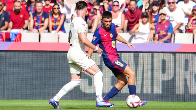 Pedri González ante Luis Pérez en el último Barcelona-Valladolid (foto: Cordon Press).