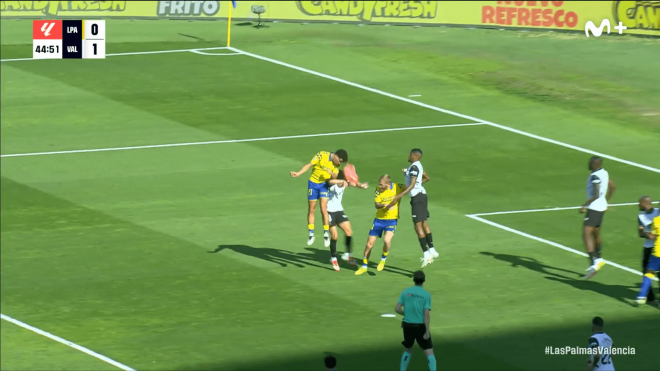 El penalti de Diego López en el Las Palmas-Valencia.