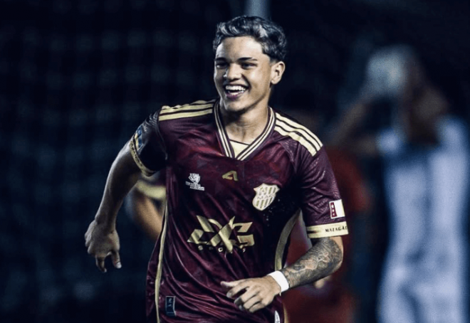 Vinícius Correa
