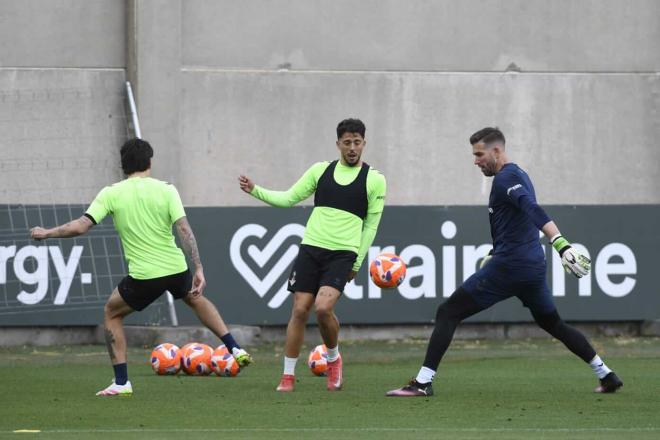 Pablo Fornals, en el entrenamiento de este sábado (Foto: Kiko Hurtado)