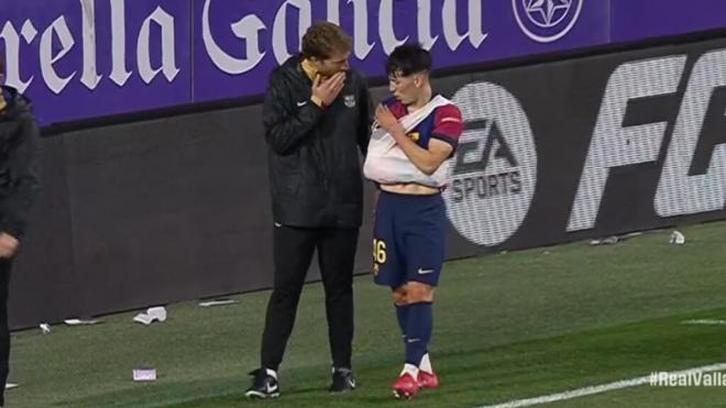 Dani Rodríguez se retira lesionado con el FC Barcelona (DAZN)