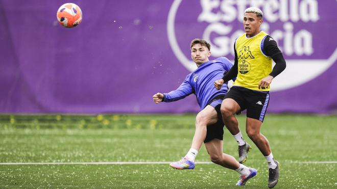Darwin Machís y Chuki durante el entrenamiento (FOTO: Real Valladolid)