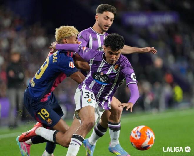 Aznou, ante el FC Barcelona.