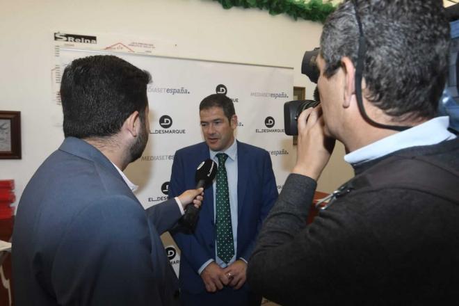 Ramón Alarcón, con ElDesmarque en la Feria de Sevilla (Foto: Kiko Hurtado).