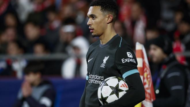 Trent Alexander-Arnold en un partido con el Liverpool (Foto: Europa Press)