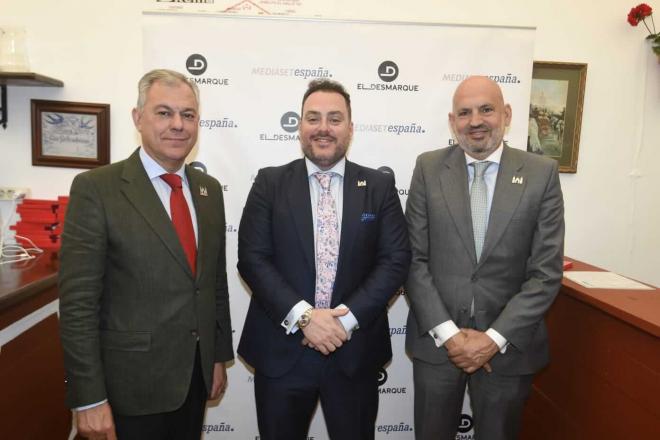 José Luis Sanz, Manolo Alés y Fede Quintero, en la Feria con ElDesmarque (Foto: Kiko Hurtado).