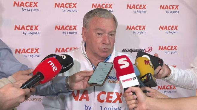 Javier Clemente en un acto de Nacex