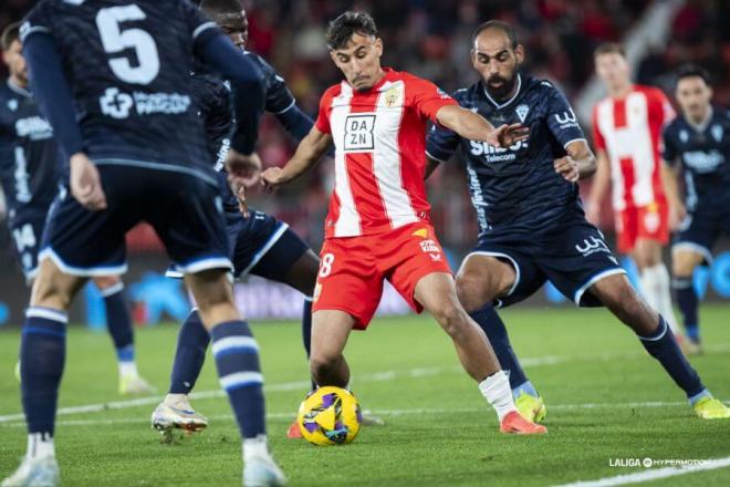 Lance del Almería-Cádiz de la primera vuelta (Foto: LaLiga).