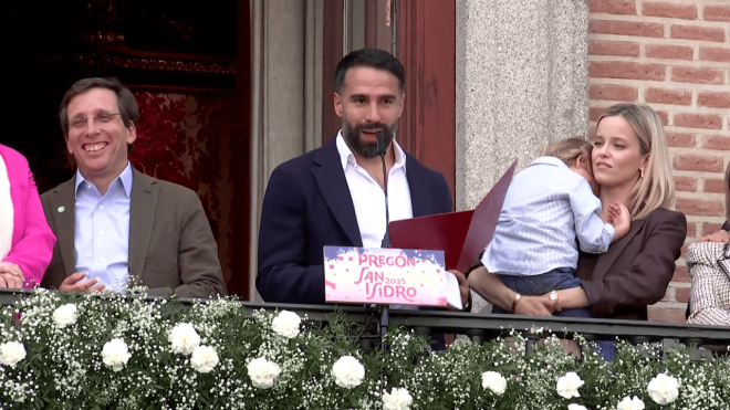Dani Carvajal dando el pregón de San Isidro (ElDesmarque)