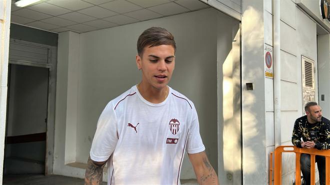 Convocatoria del Valencia CF con Enzo Barrenechea
