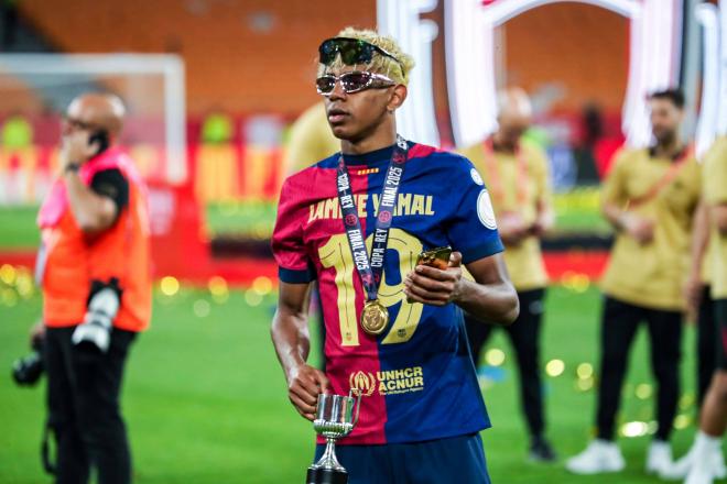 Lamine Yamal en la celebración de la Copa del Rey (Foto: Cordon Press)