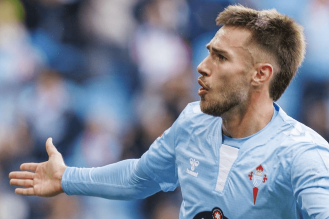 Óscar Mingueza celebra su gol al Sevilla (Foto: LaLiga).