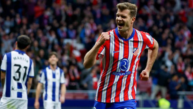 Alexander Sorloth sumó el cuarto del Atlético ante la Real Sociedad (foto: EFE).
