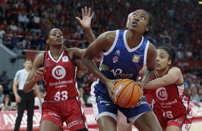 El Valencia Basket femenino se proclama campeón de Liga por tercera vez en su historia