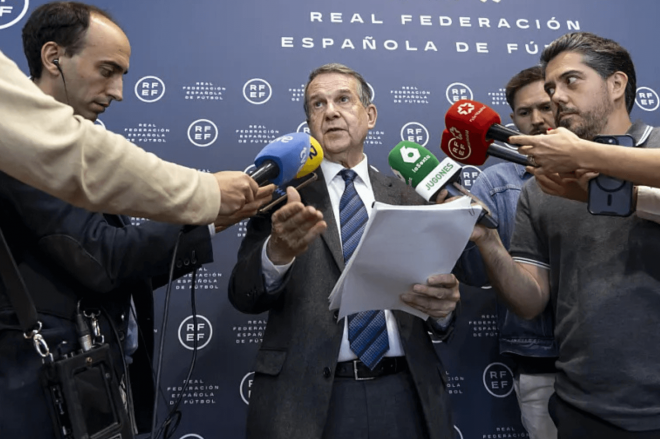 Abel Caballero tras la reunión con la RFEF (Foto: RFEF).