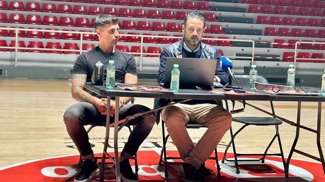 Txutxi del Valle e Igor San Román presentan en La Casilla la Xtrike SuperLeague Combat de MMA (Foto: ElDesmarque).