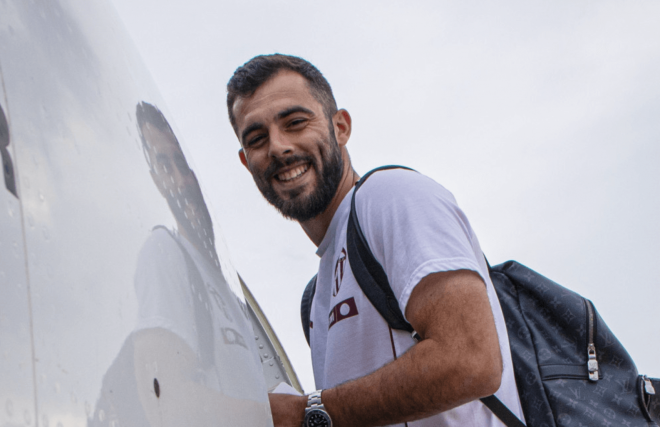 Luis Rioja vuela hacia Vitoria