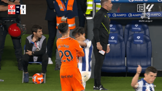 El pique entre Yoel Lago y Take Kubo en el Real Sociedad-Celta.