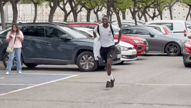 Sadiq entró en la convocatoria del Valencia CF por los pelos