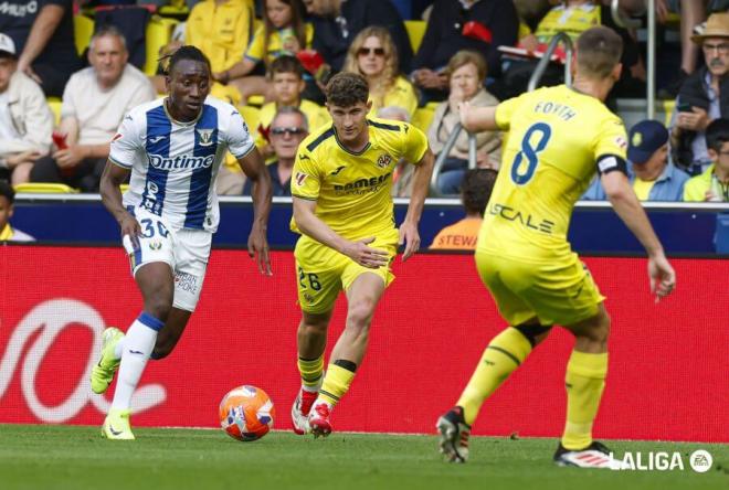 Lance de juego en el Villarreal-Leganés. (Foto: LALIGA)