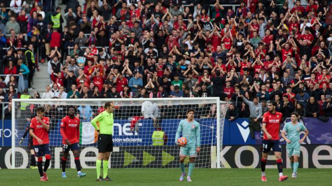 Momento del Osasuna- Atlético (Foto: Cordon Press)
