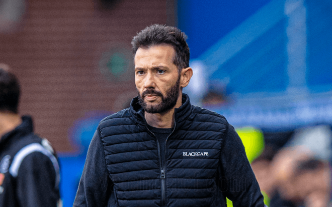 Carlos Corberán en Vitoria