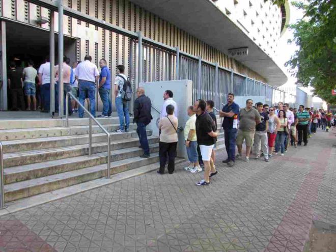 Imagen de las taquillas del Benito Villamarín (Foto: RBB)