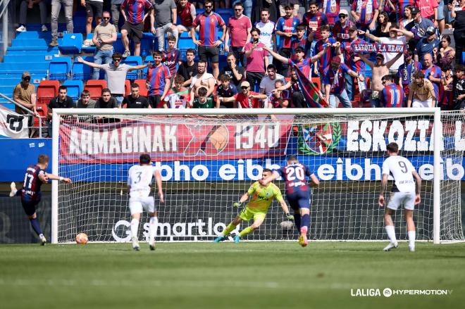 Gol de José Corpas en el Eibar-Burgos (Foto: LALIGA).