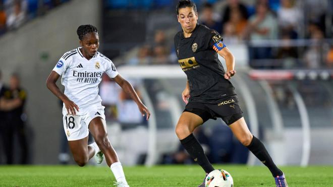 El Valencia CF Femenino se despide del Puchades ante el Real Madrid