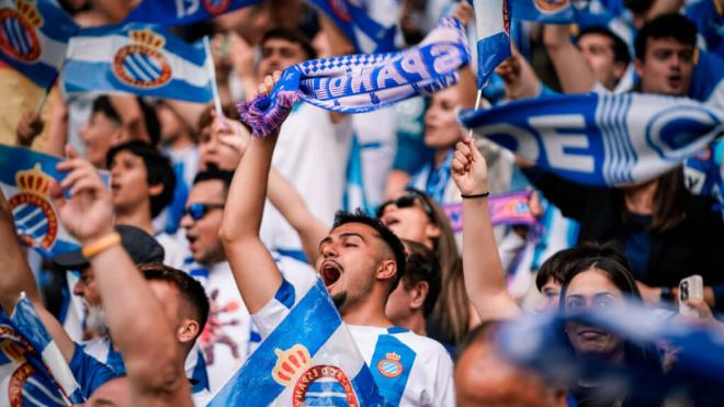 Aficionados del Espanyol en el RCDE Stadium (Cordon Press)