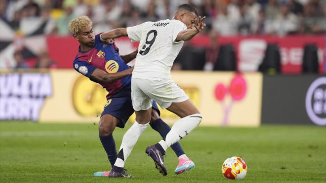 Lamine Yamal y Kylian Mbappé en la final de la Copa del Rey (Foto: Europa Press)