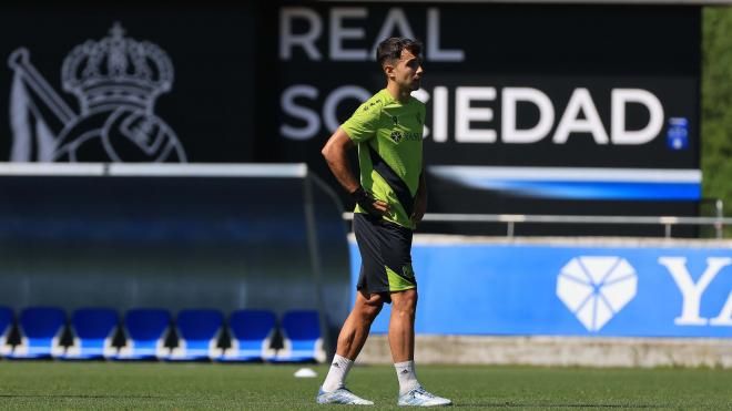 Martín Zubimendi entrena en Zubieta (Foto: Real Sociedad).