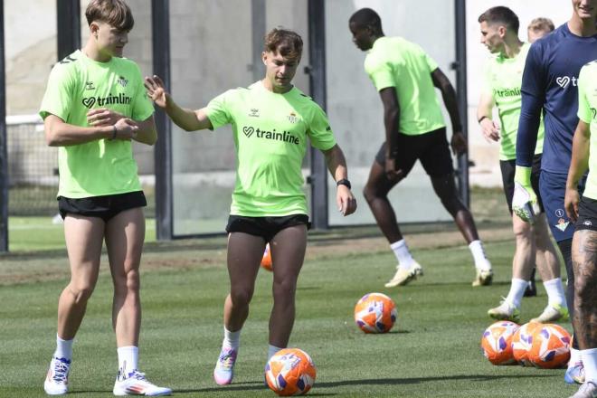 Ángel Ortiz, en el entrenamiento (Foto: Kiko Hurtado)