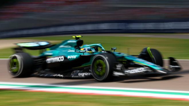 Fernando Alonso, en el Gran Premio de Imola (Foto: Aston Martin).