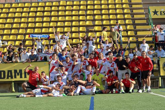 El Rayo Majadahonda celebra tras eliminar al UE Sant Andreu.