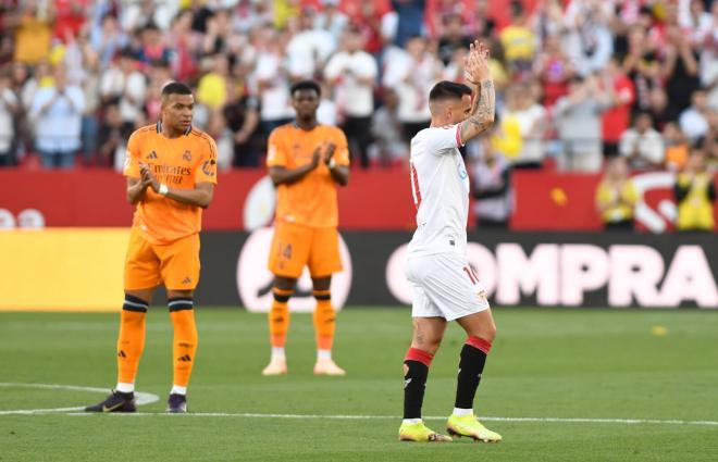 La despedida de Suso del Sánchez-Pizjuán (Foto: Kiko Hurtado).