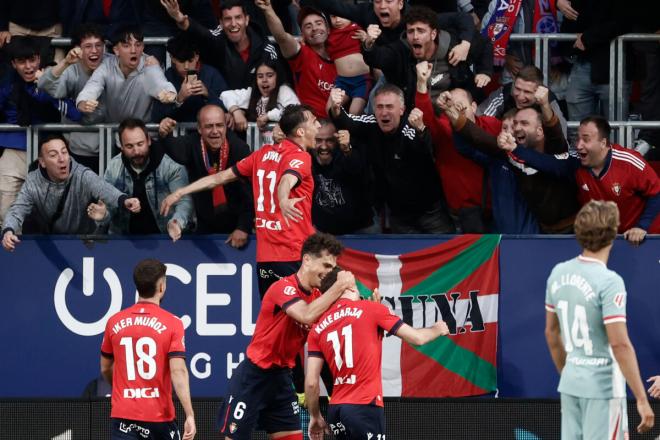 Ante Budimir celebra su gol en el Osasuna-Espanyol (Foto: CAO).
