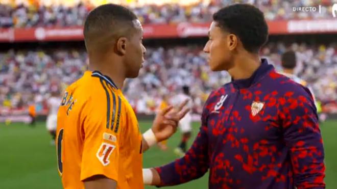 La conversación de Mateo Mejía con Kylian Mbappé.