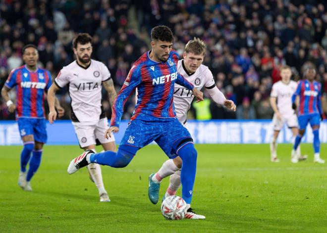 Chadi Riad, jugando con el Crystal Palace (Foto: Cordon Press).