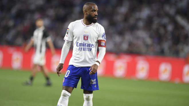 Alexander Lacazette, durante un partido (Foto: Cordon Press)