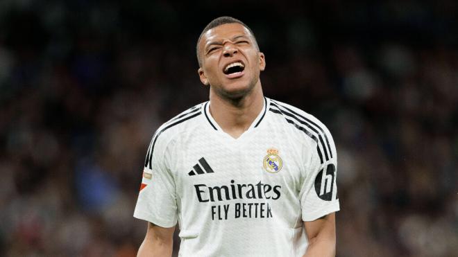 Kylian Mbappé durante un partido con el Real Madrid (Fuente: Cordon Press)