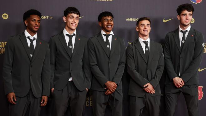 Los jugadores del Barça en la celebración del 125 aniversario del club (Foto: Europa Press)