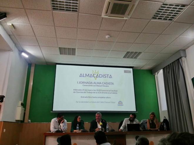Manuel Vizcaíno, con la Peña Alma Cadista en 2022 (Foto: Alma Cadista).
