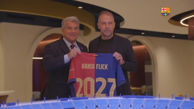 Hansi Flick firma hasta 2027 con el Barcelona (foto: Barcelona One).