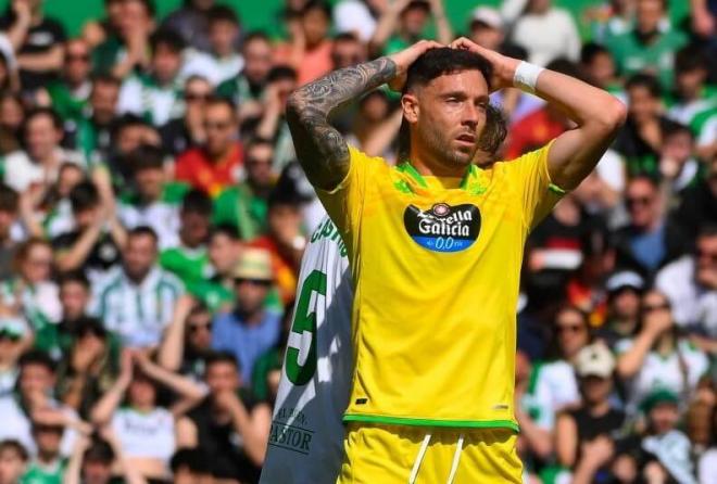 José Ángel, en un partido del Dépor (FOTO: LALIGA).